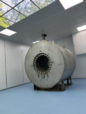 سعر جيد غرفة حجب الترددات الراديوية بكفاءة حجب 100 ديسيبل مع بناء معياري أو في الموقع وحجم غرفة قابل للتخصيص لقفص فاراداي للتصوير بالرنين المغناطيسي الانترنت