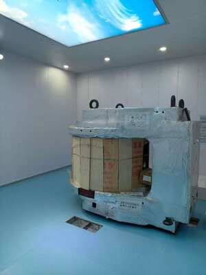 سعر جيد 50 هرتز مركز تعدد الاسمية غرفة الحماية الراديوية مع 100 ديسيبل الضعف وحجم الغرفة قابلة للتخصيص لمسح التصوير بالرنين المغناطيسي في قفص فاراداي الانترنت